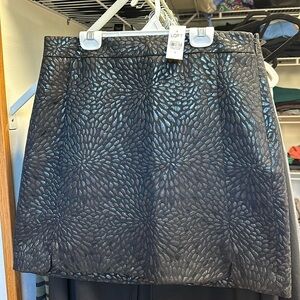 NWT Loft women’s skirt.